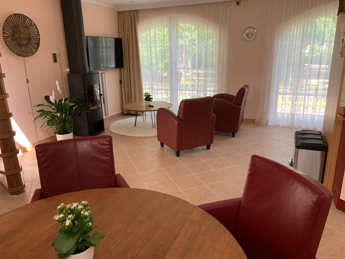 Hotel Pension 'T Huys Grol Ренесе Екстериор снимка